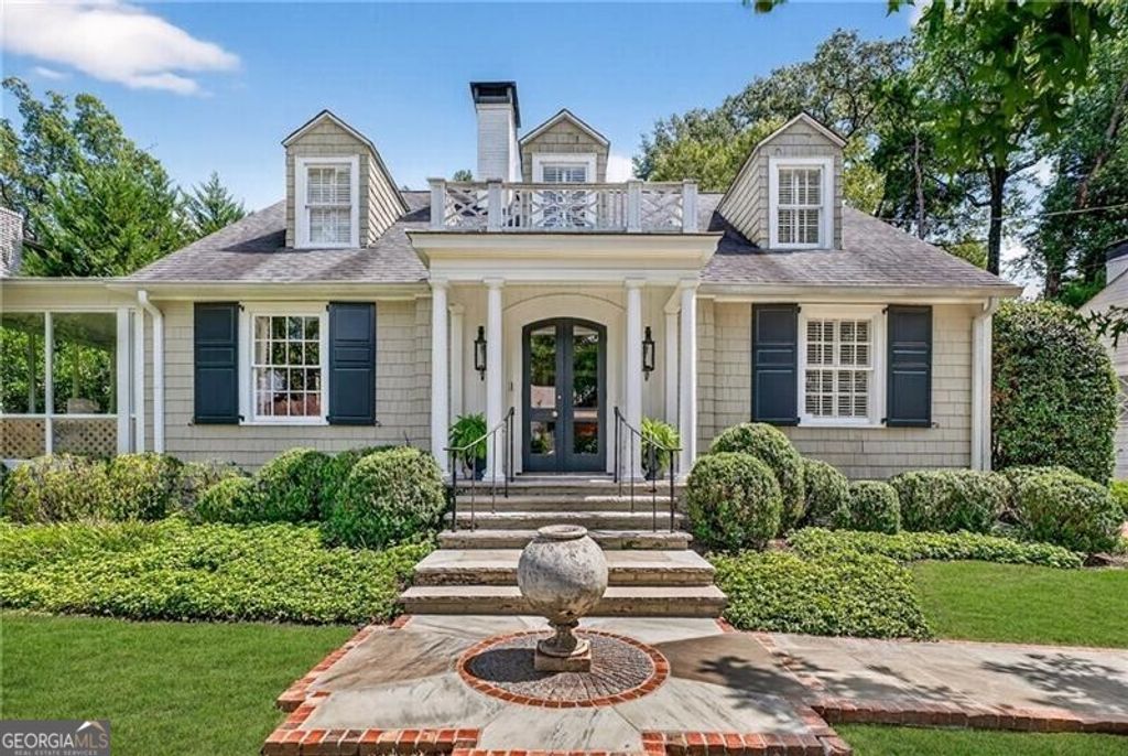 Photo of 1861 Anjaco Road NW, Atlanta, GA 30309 (MLS # 10625227)