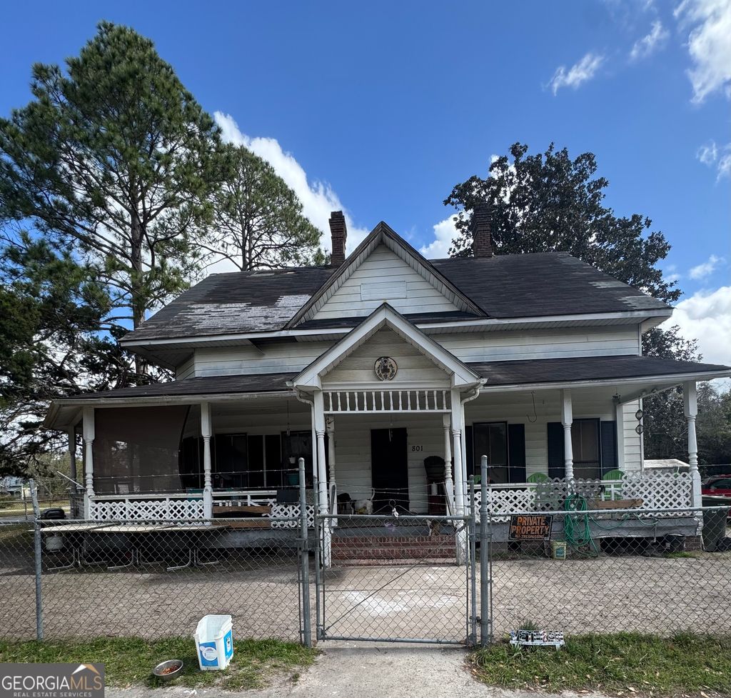 Photo of 801 Lee Avenue, Waycross, GA 31501 (MLS # 10705449)