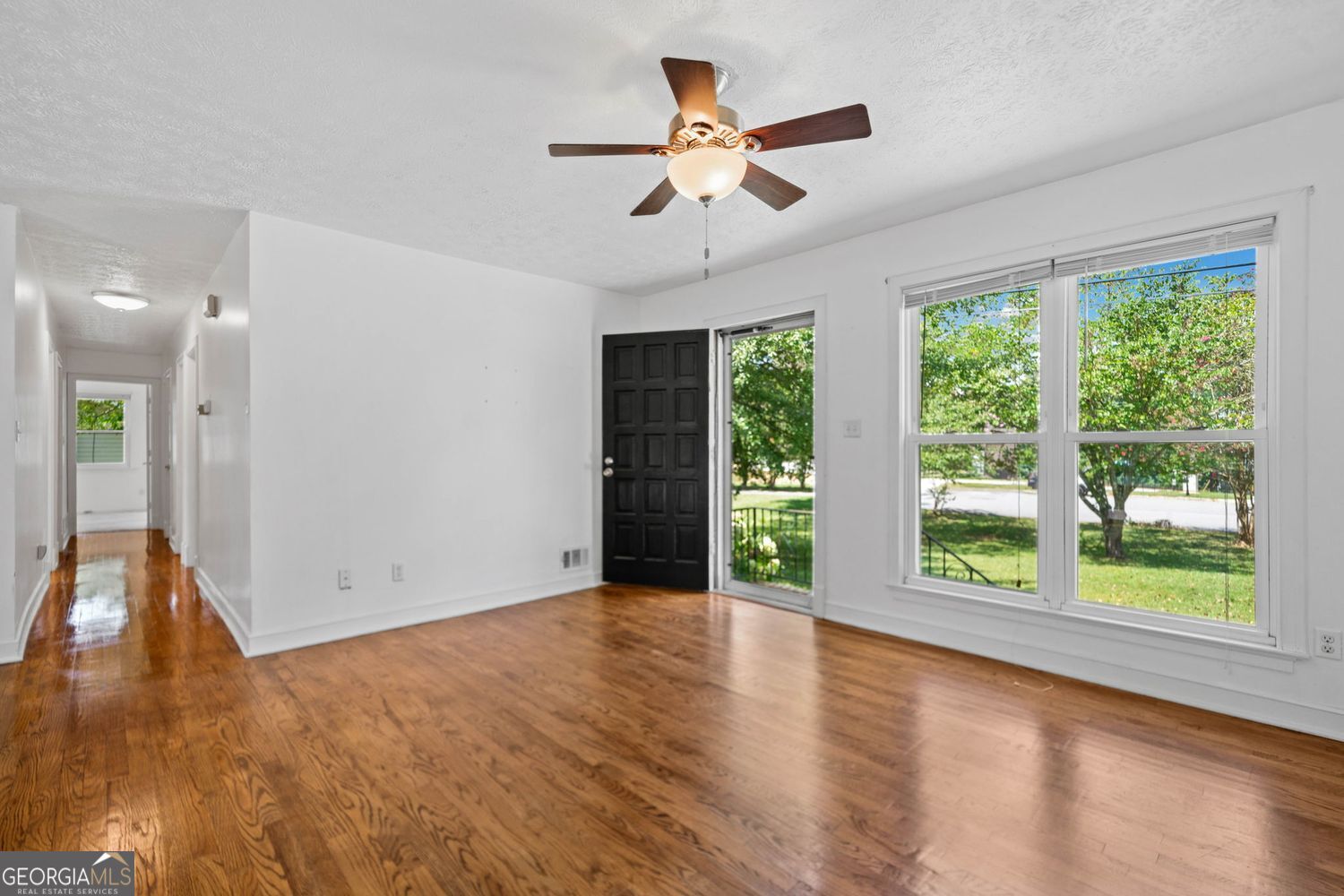 Kennesaw Woodland Acres - Residential