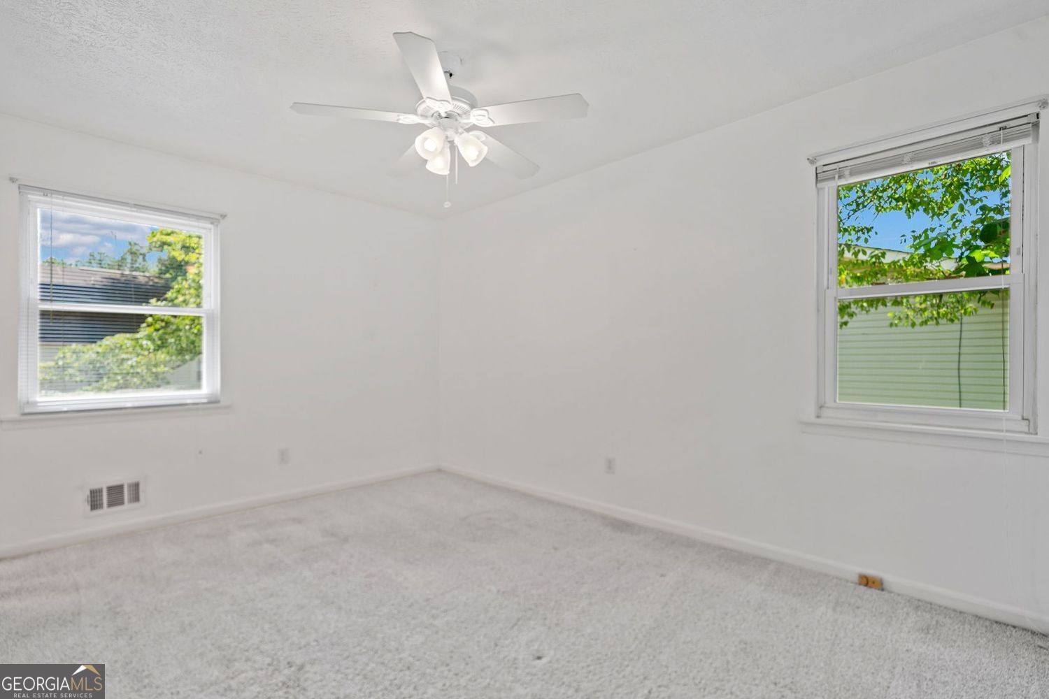 Kennesaw Woodland Acres - Residential