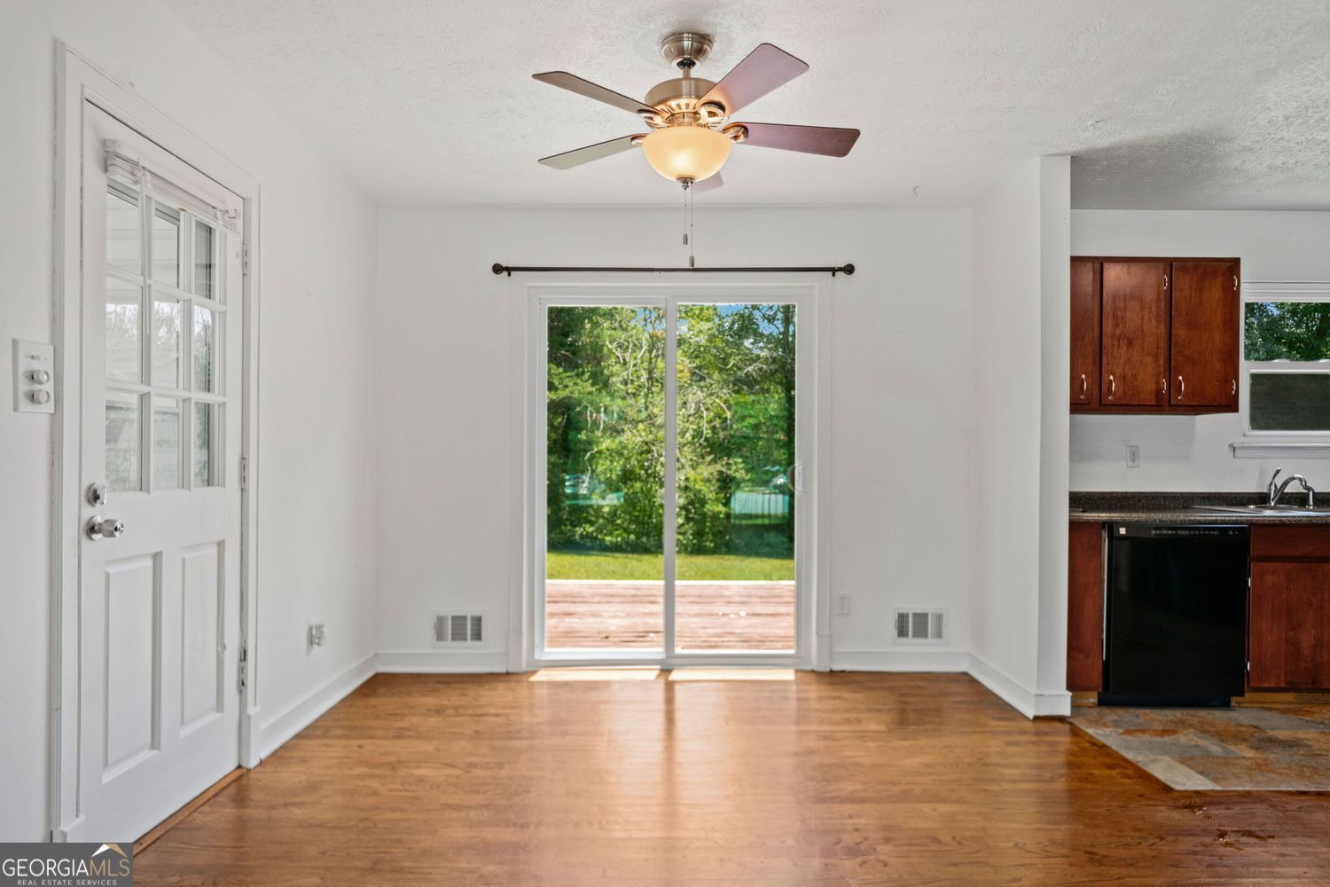 Kennesaw Woodland Acres - Residential