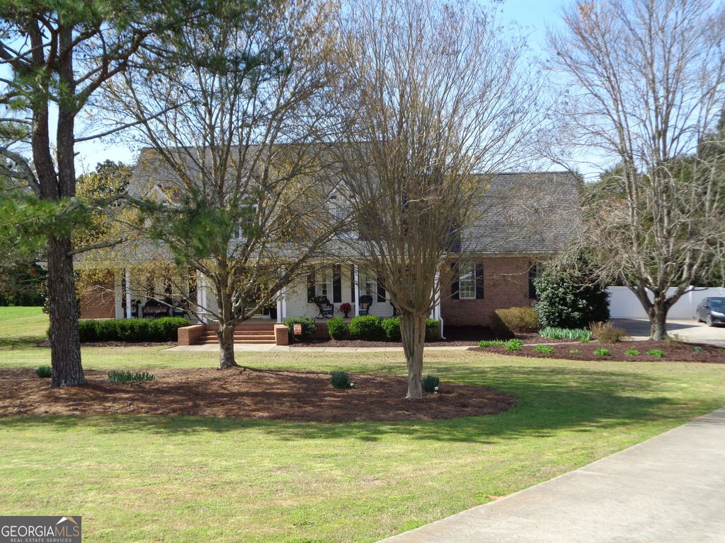 Photo of 35 Mountainview Court, Cedartown, GA 30125 (MLS # 10716226)