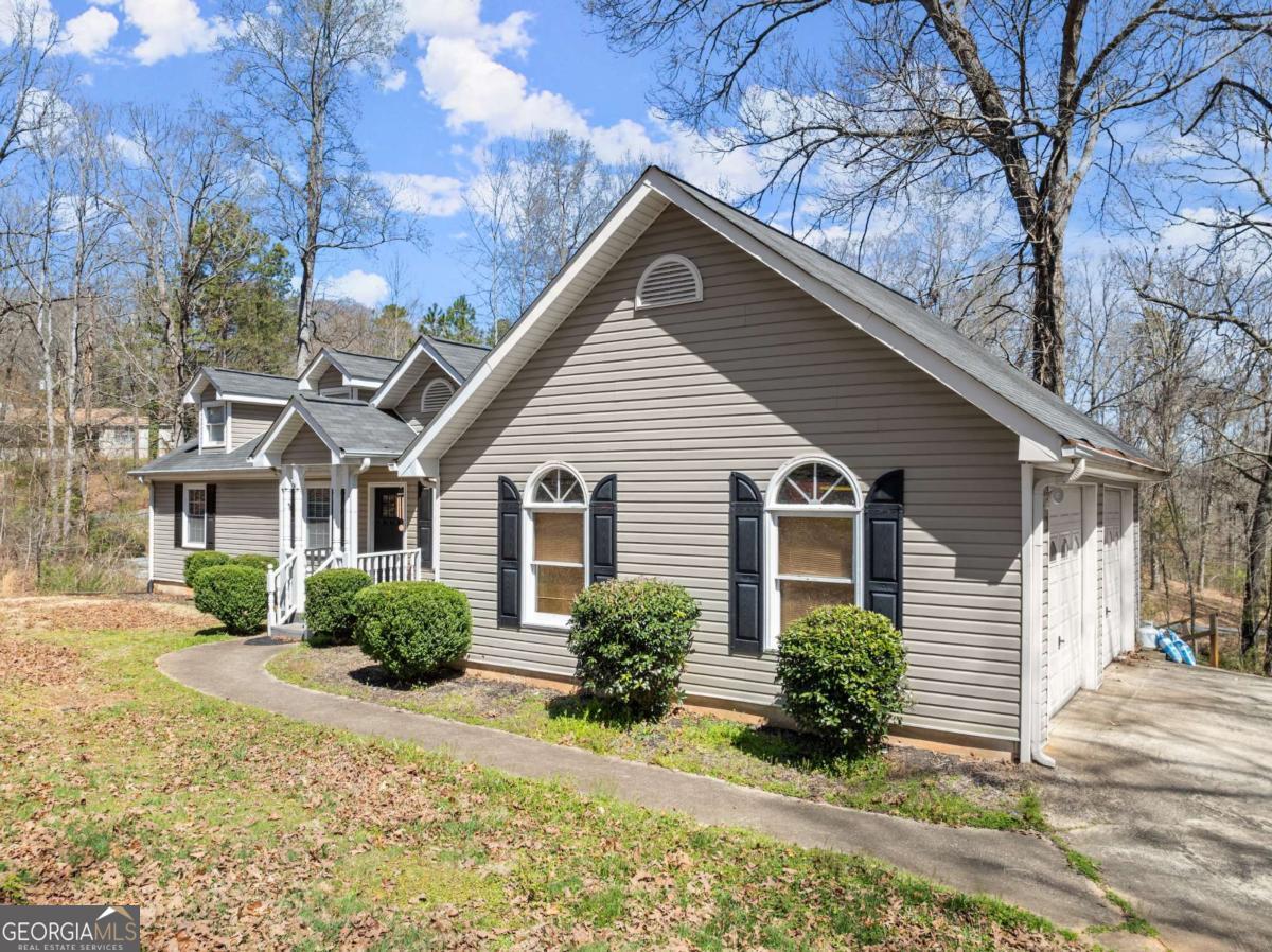 165 Grant Ford Dr.
