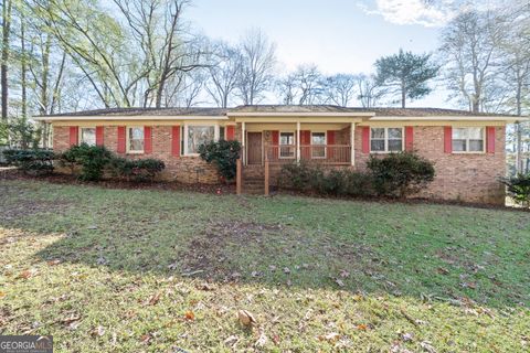 Photo of 121 Windsor Drive, Eatonton, GA 31024 (MLS # 10657996)