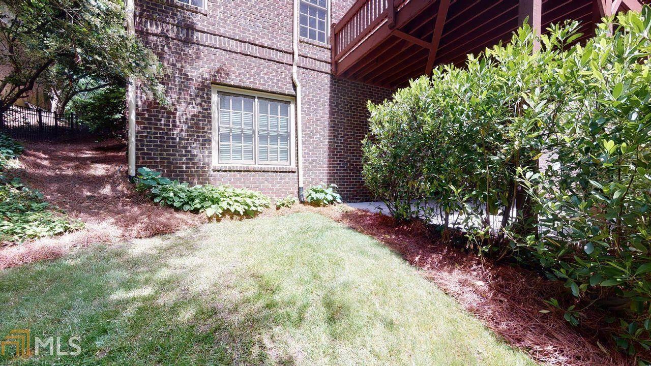 Brookhaven Registry - Residential