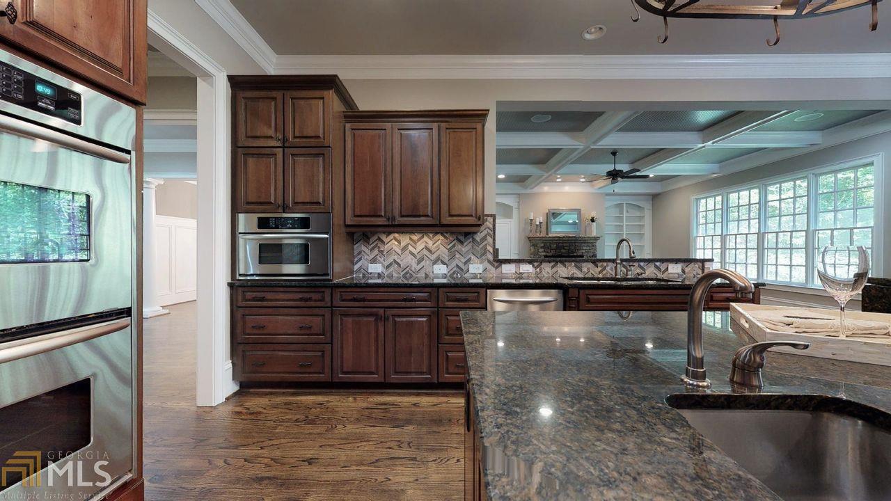 Brookhaven Registry - Residential
