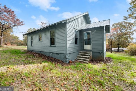 A home in Demorest