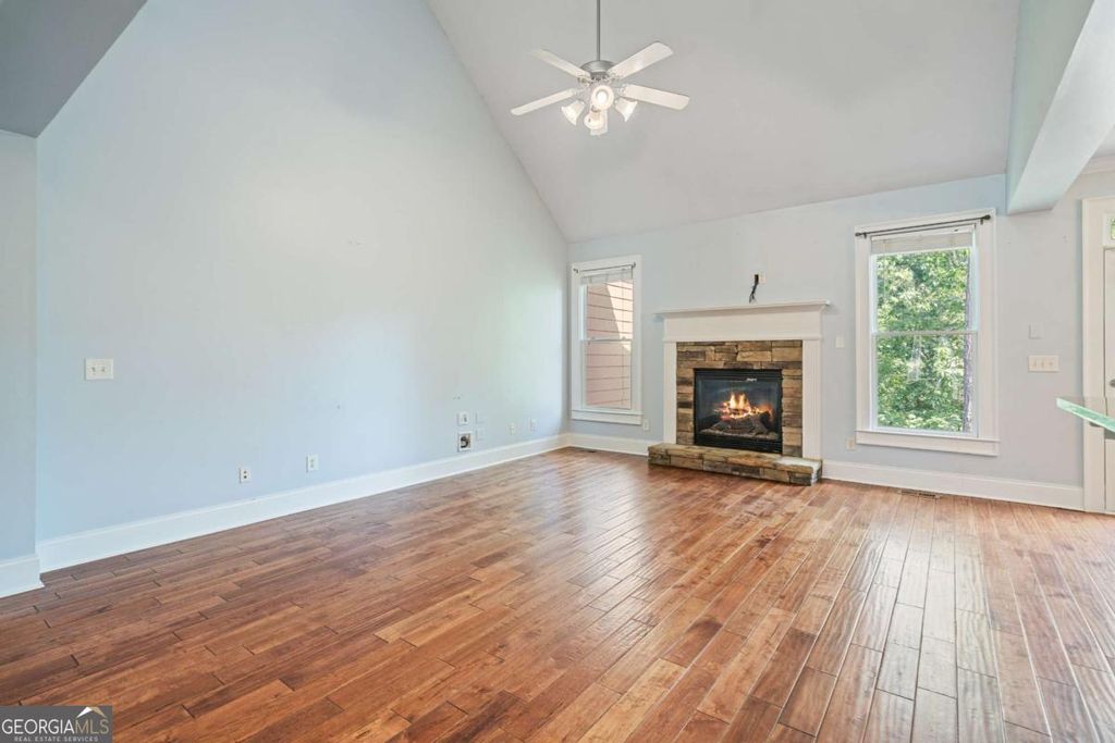 Photo of 16 Creekview Drive SE, Cartersville, GA 30120 (MLS # 10679652)