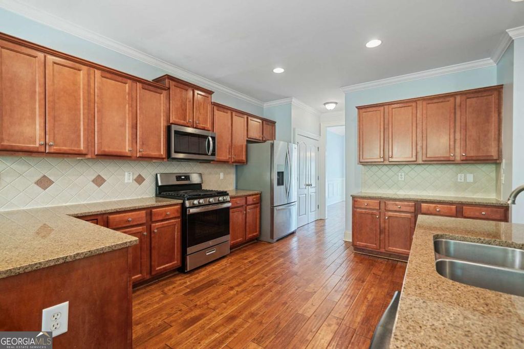 Photo of 16 Creekview Drive SE, Cartersville, GA 30120 (MLS # 10679652)