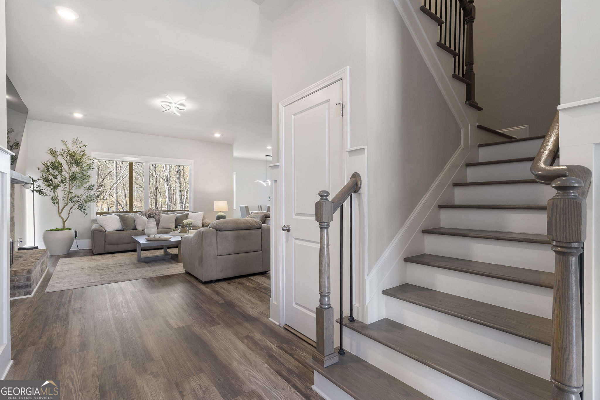 1880 Grand Lanier DR