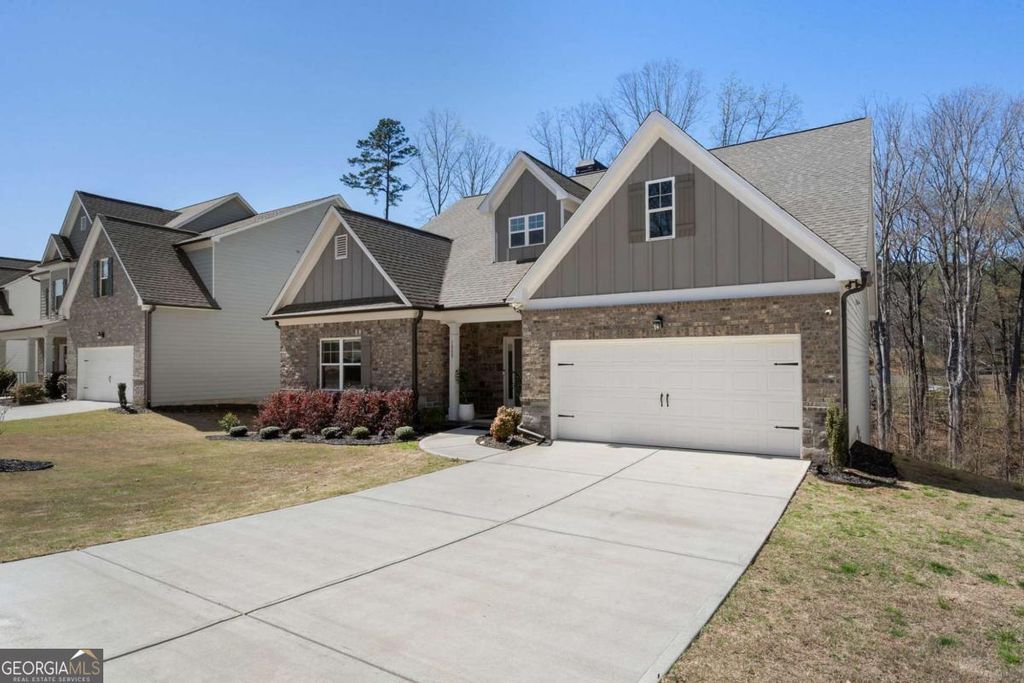 Photo of 1880 Grand Lanier Drive, Buford, GA 30518 (MLS # 10714013)