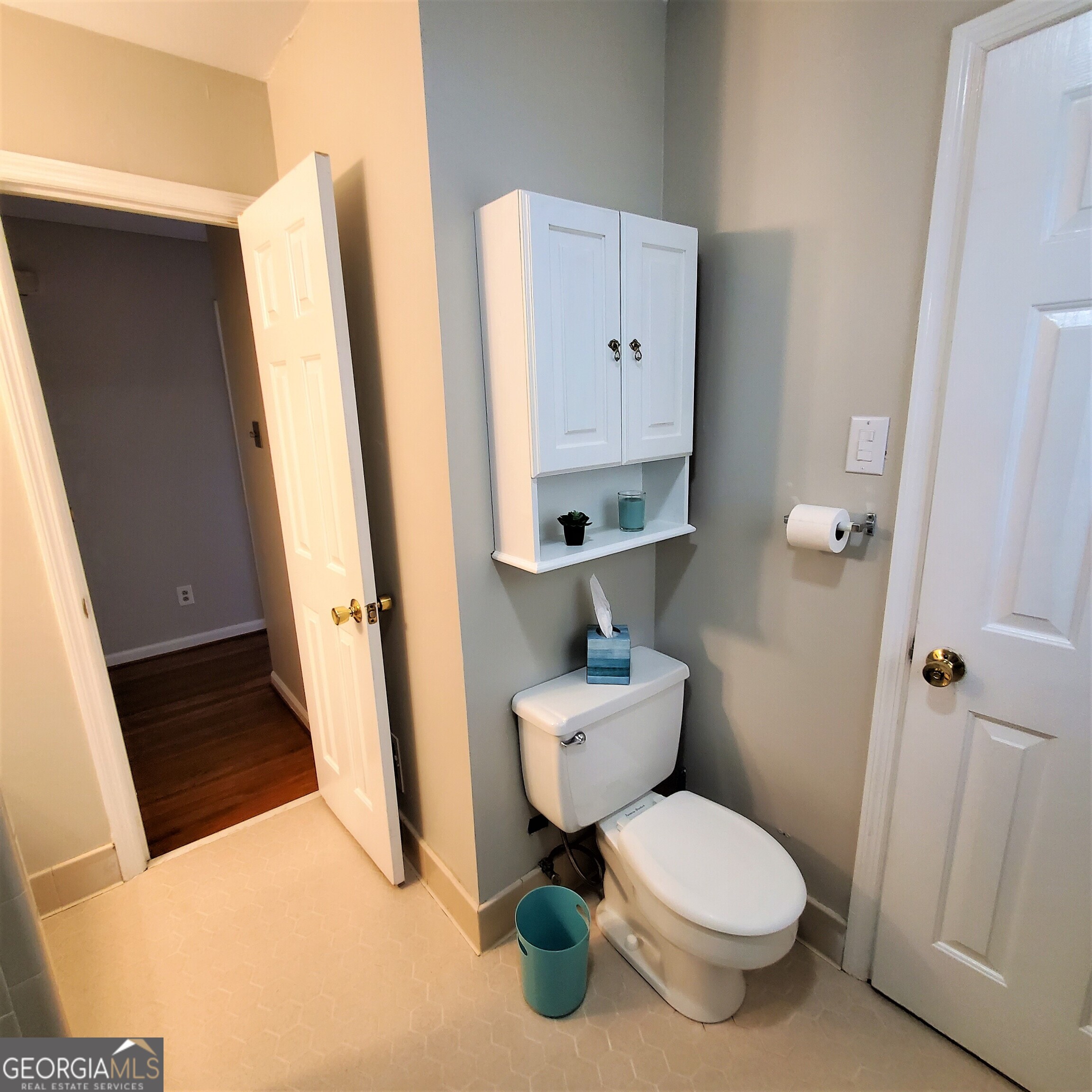 Bonnie Dell - Residential Lease