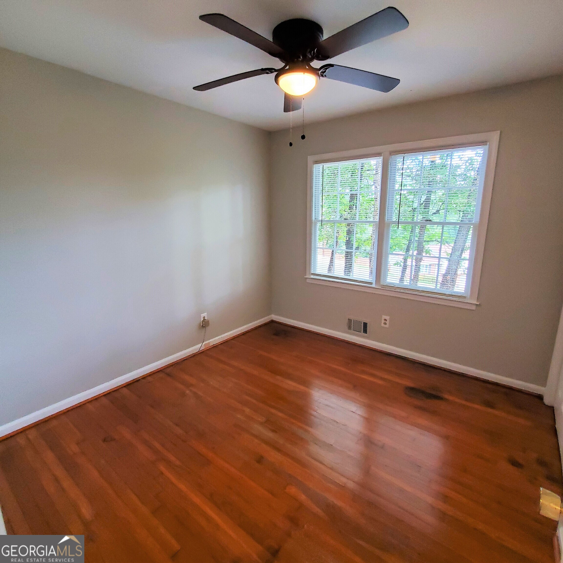 Bonnie Dell - Residential Lease