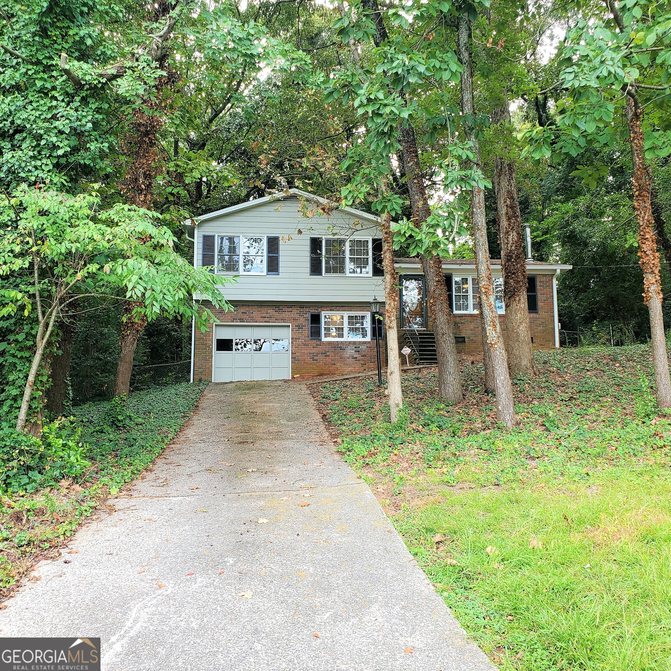 Bonnie Dell - Residential Lease