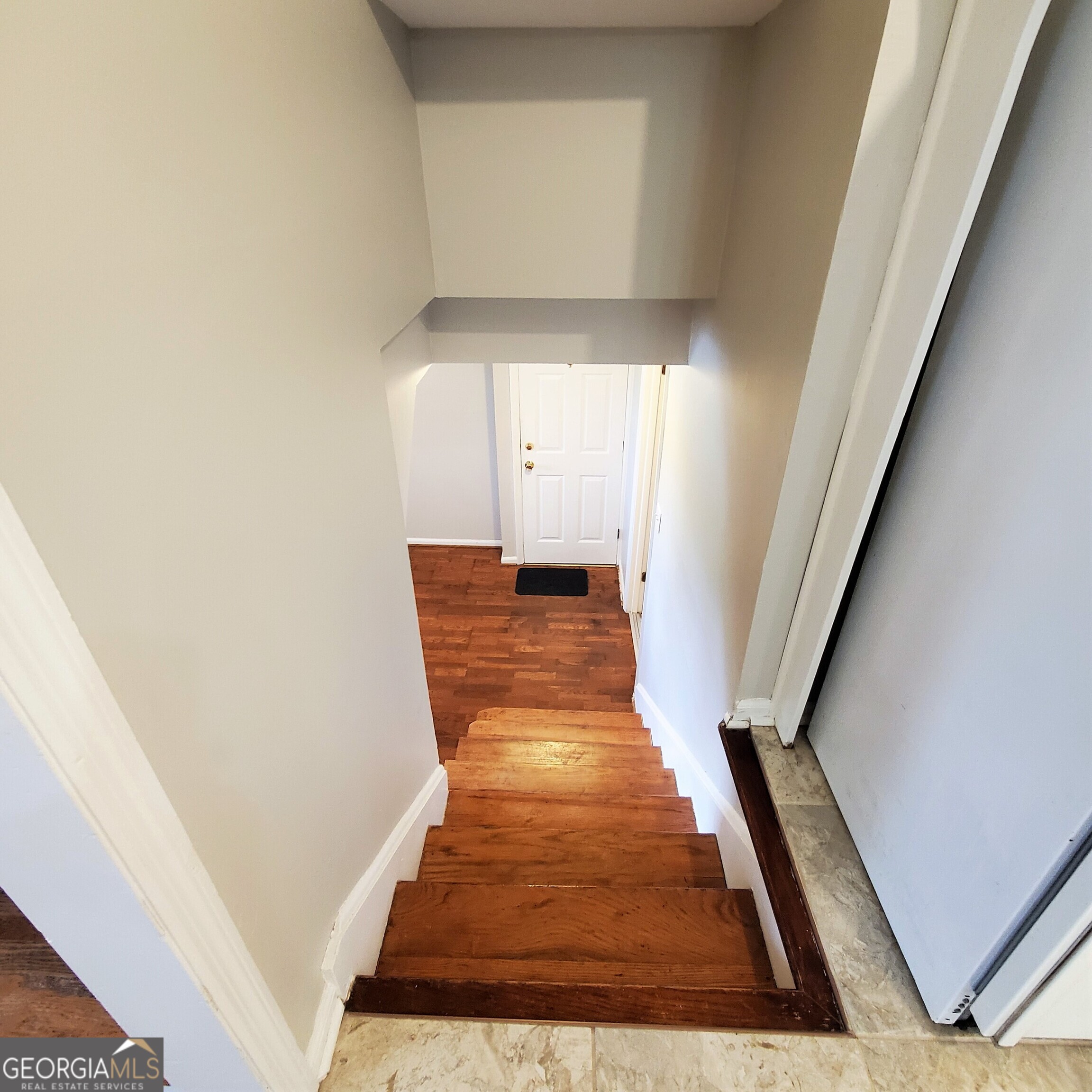 Bonnie Dell - Residential Lease