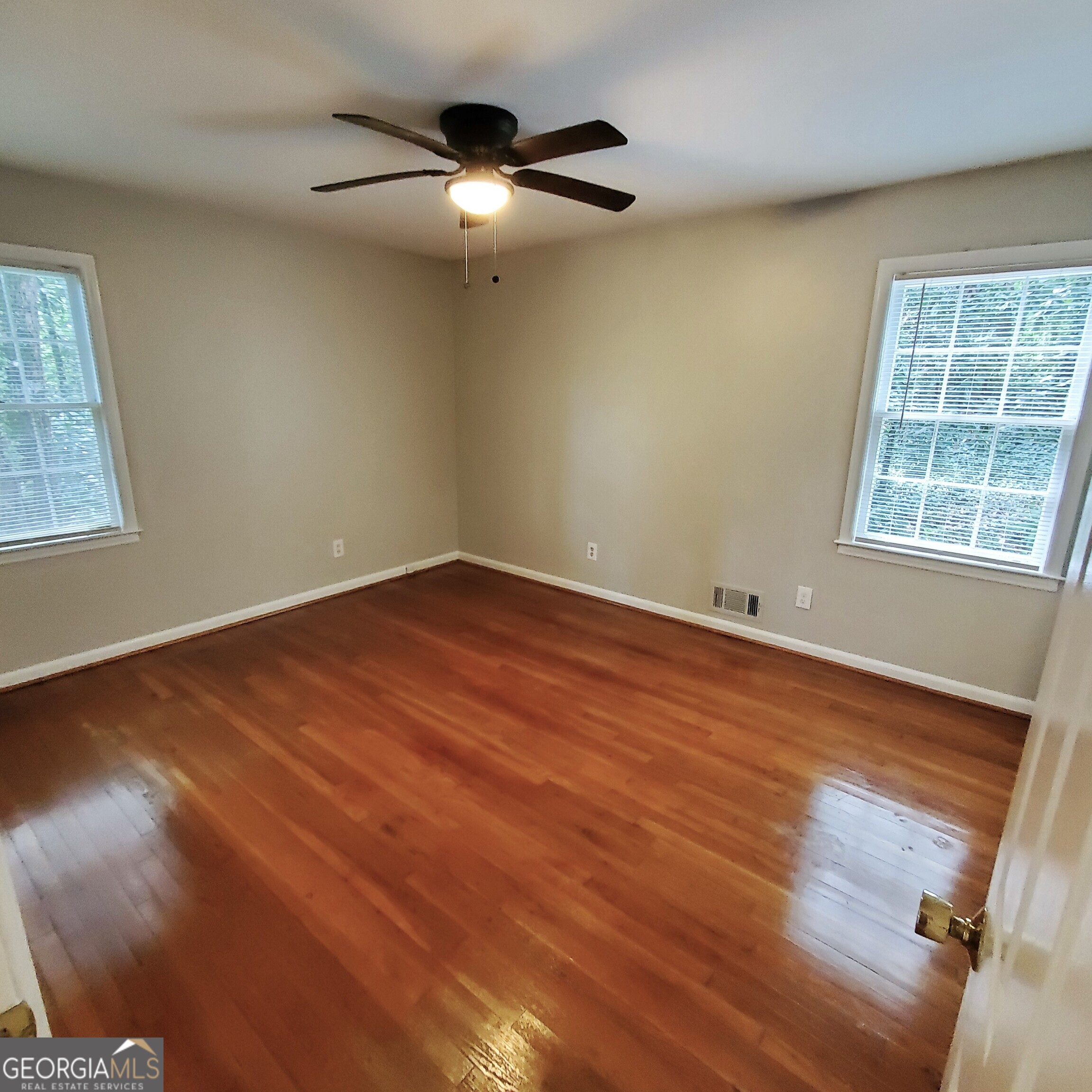 Bonnie Dell - Residential Lease