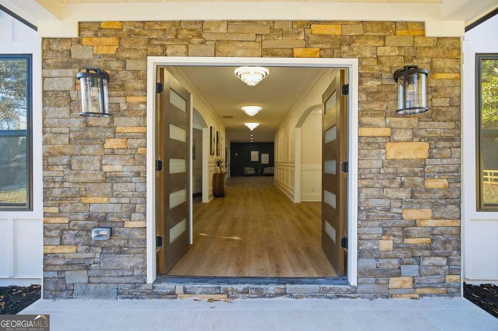 Photo of 1755 SNAPFINGER Road, Decatur, GA 30032 (MLS # 10680014)