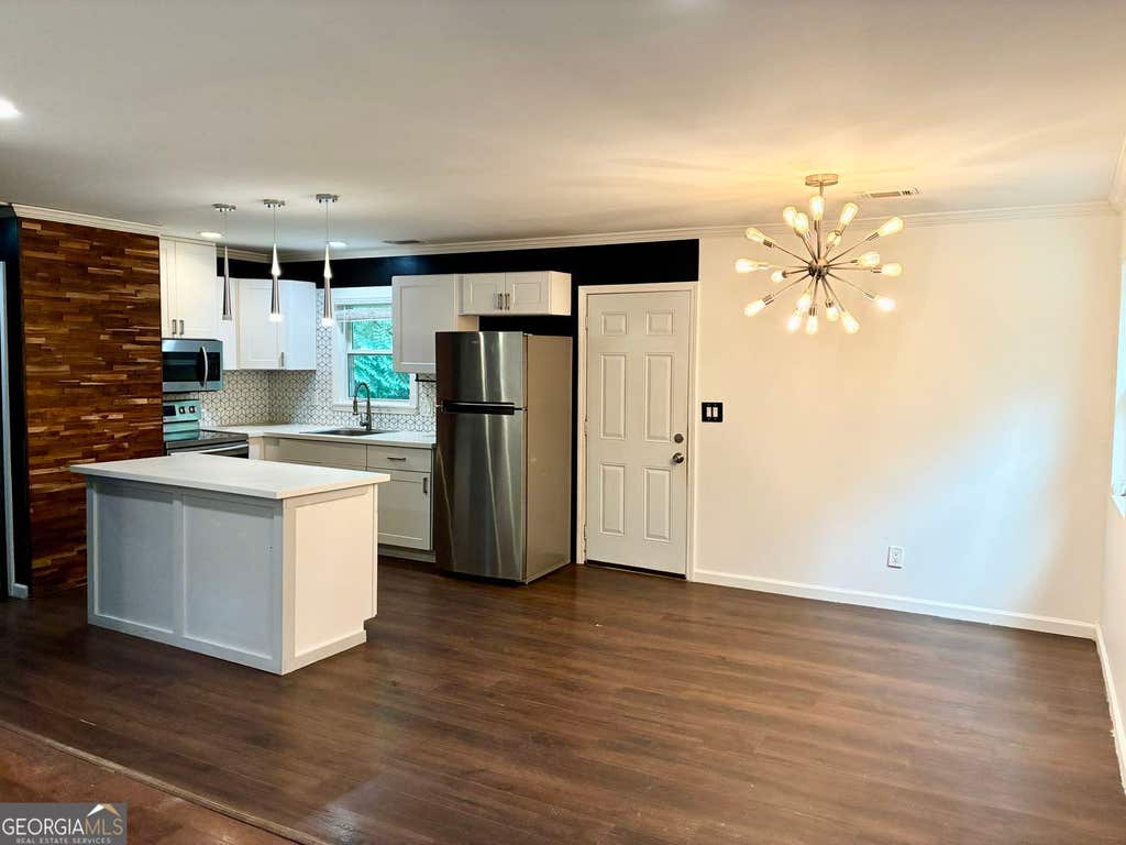 Photo of 3561 NW Fairburn Place NW, Atlanta, GA 30331 (MLS # 10813500)