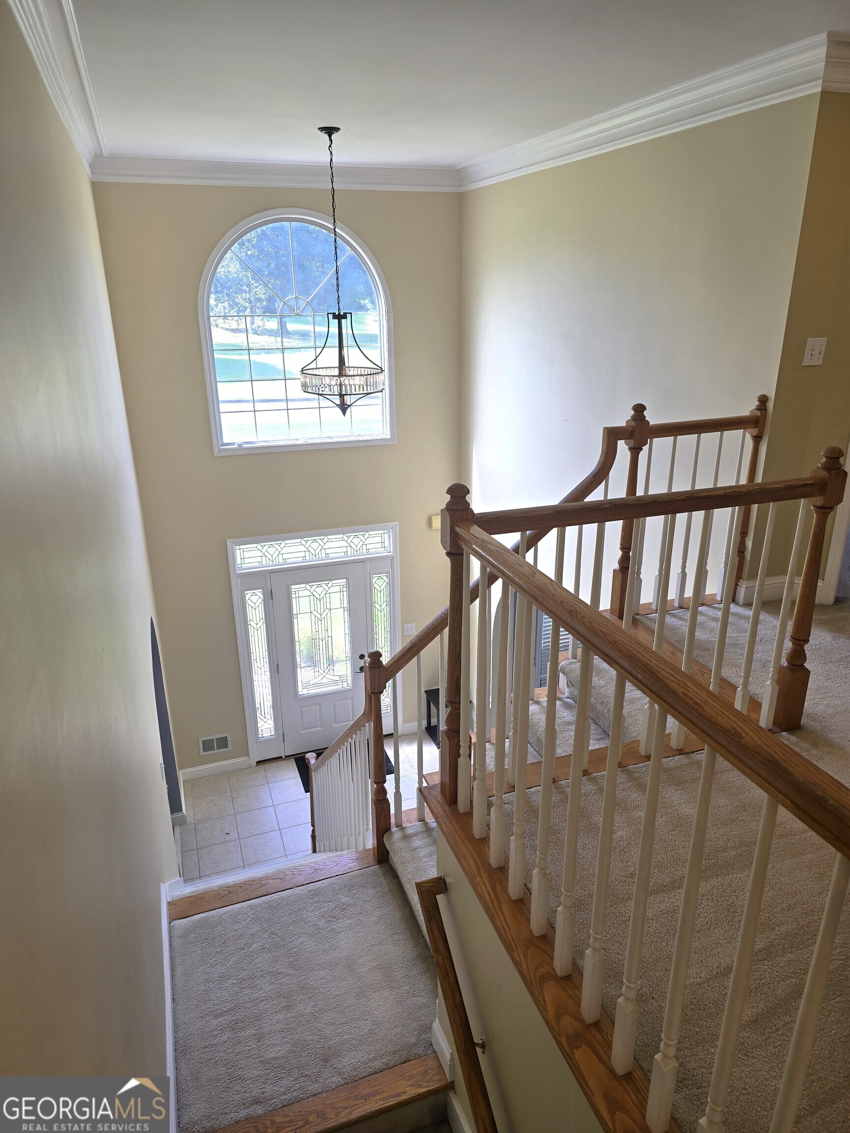 176 Fairoaks CIR