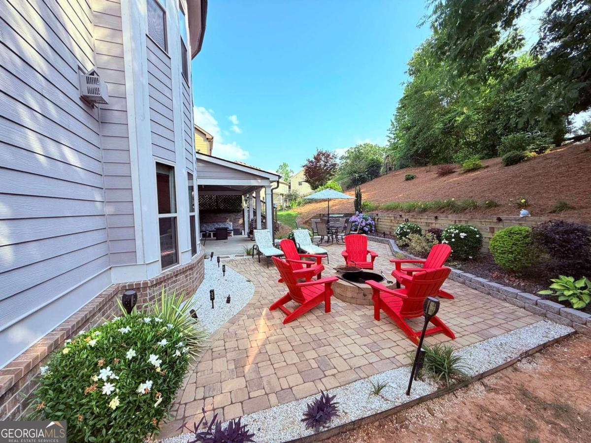5157 Sunlake DR
