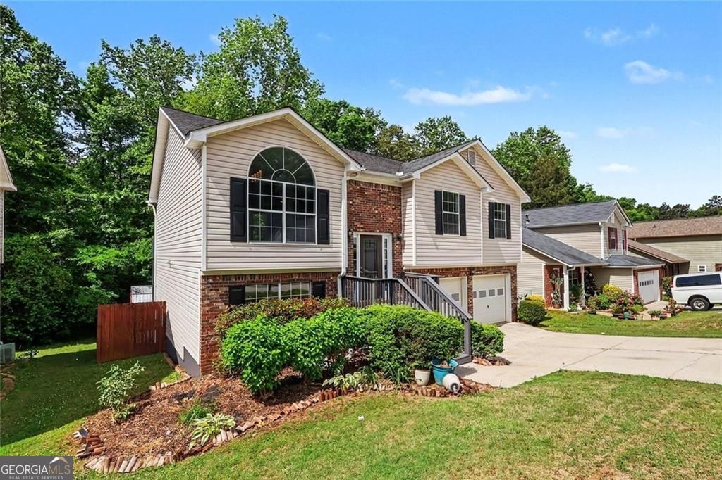 5687 Wellborn Oaks CT