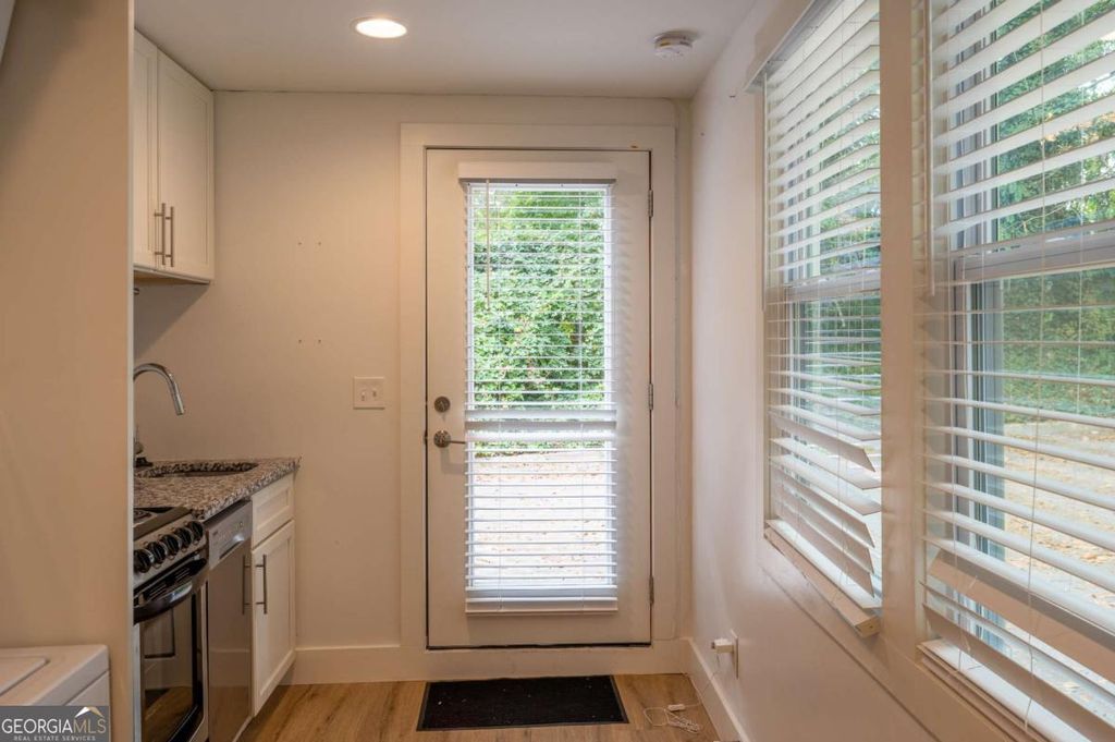 Photo of 1170 Greenwich Street #7, Atlanta, GA 30310 (MLS # 10654159)