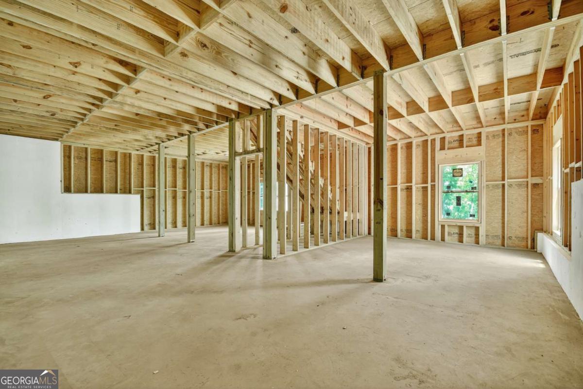 1551 Parker RD