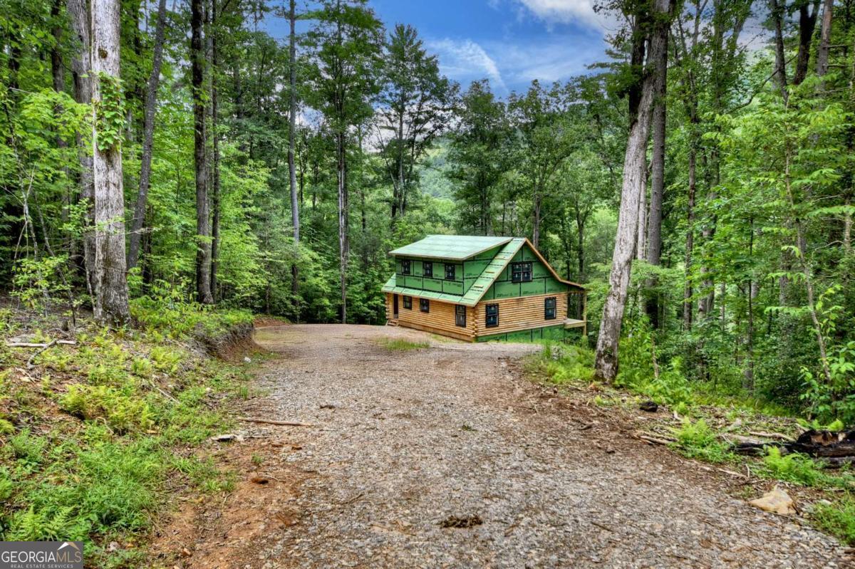 1551 Parker RD