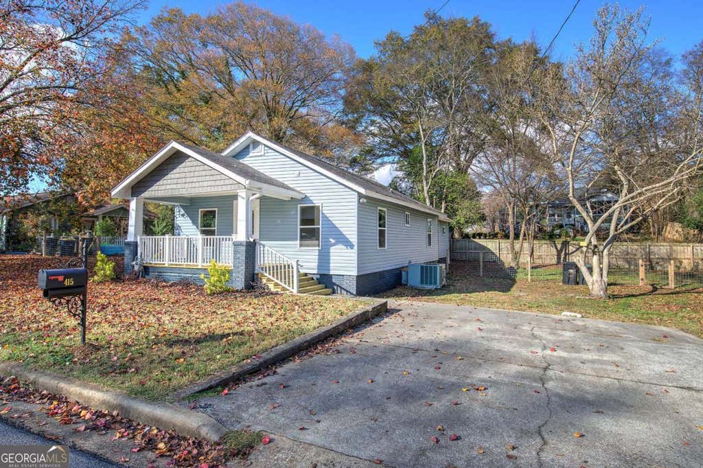 Photo of 415 E 10th St, Rome, GA 30161 (MLS # 10817493)
