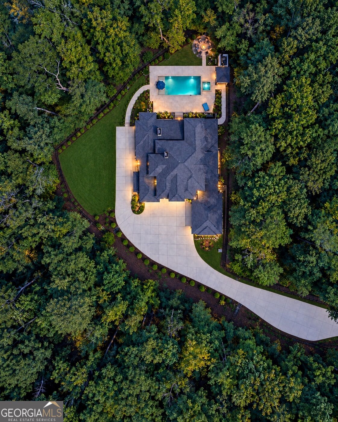 123 Russell RD