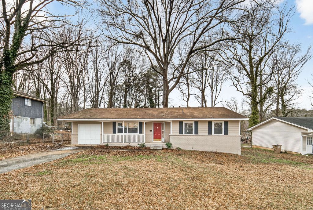 Photo of 8845 Ashwood Drive, Riverdale, GA 30274 (MLS # 10682407)