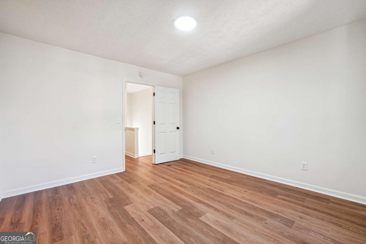 Pleasant Oaks Townhomes - Residential