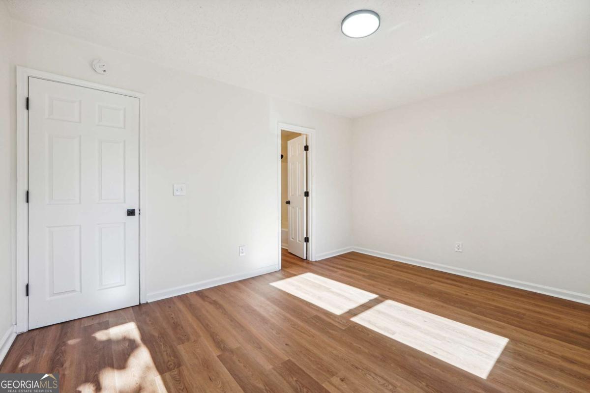 Pleasant Oaks Townhomes - Residential