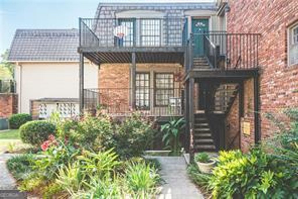 Photo of 3091 Colonial Way #F-2, Atlanta, GA 30341 (MLS # 10757137)