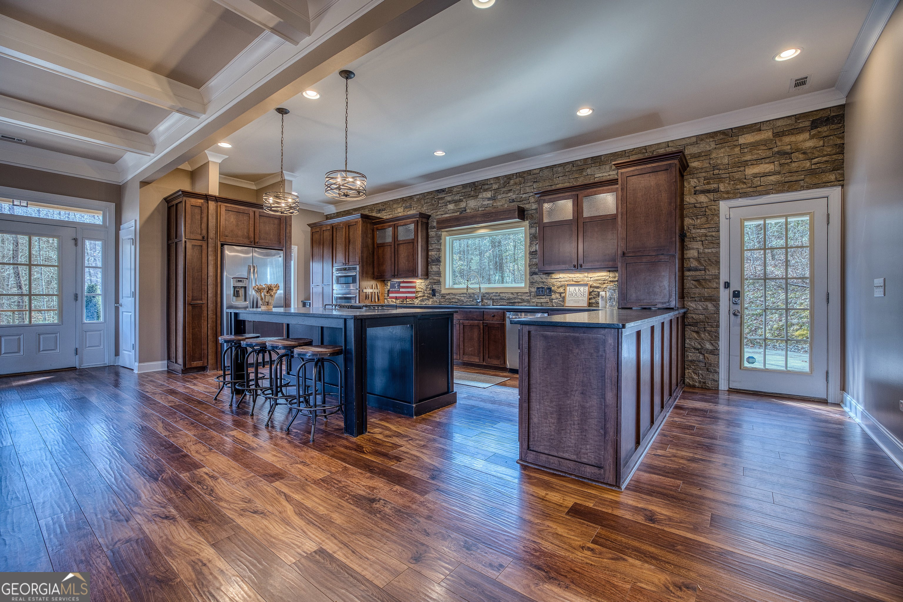 112 Springhill Lane