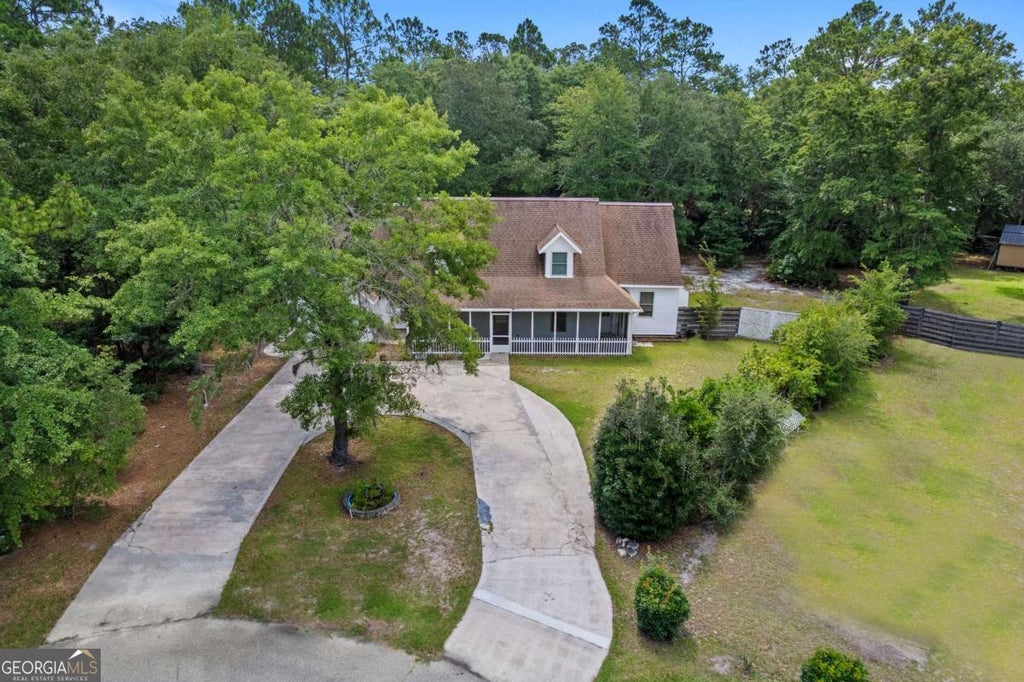 Photo of 157 Ole Oak Road, Allenhurst, GA 31301 (MLS # 10804887)