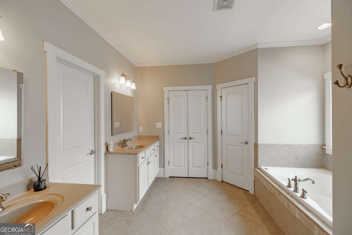 Boulevard - Residential