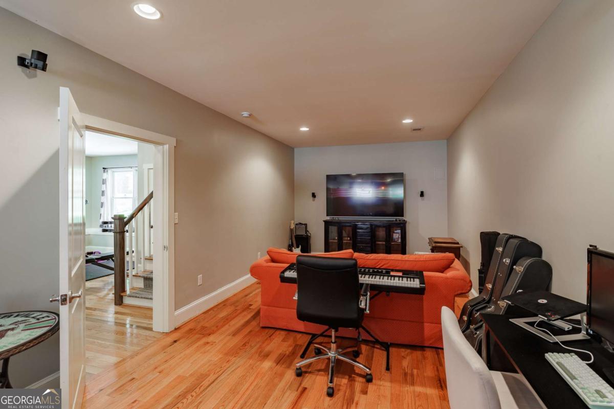 Boulevard - Residential