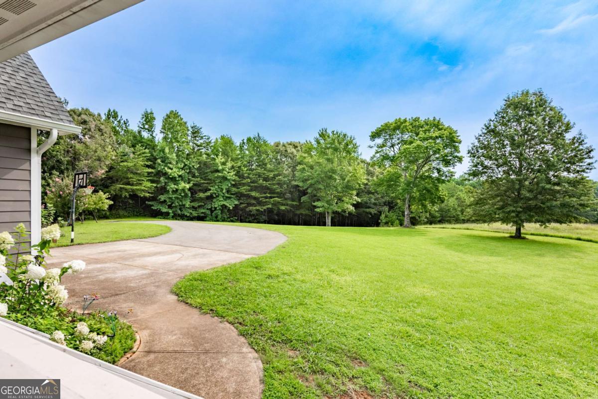 271 Big Sky LN