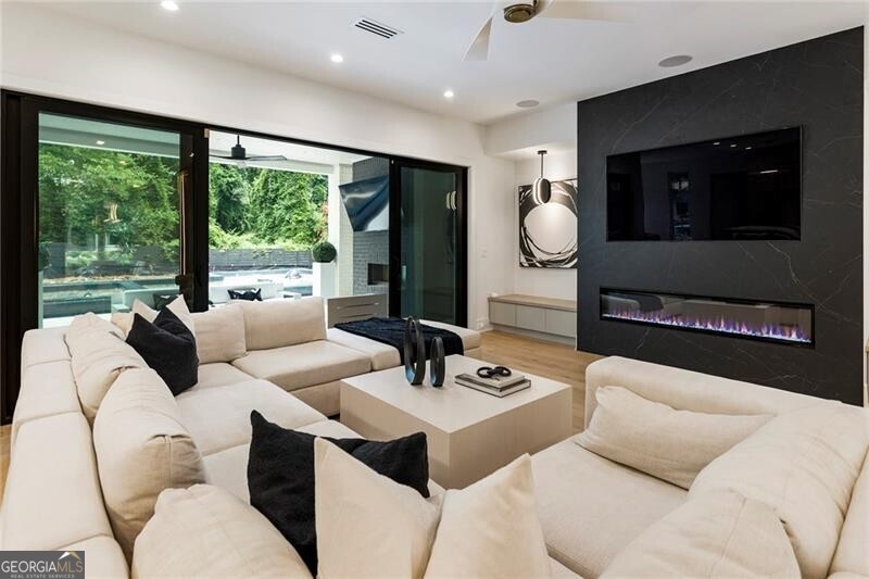 Downtown Alpharetta-Garden District - Residential
