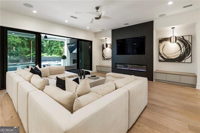 Downtown Alpharetta-Garden District - Residential
