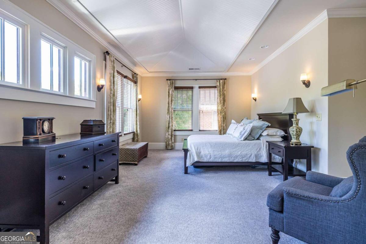 Oakhurst - Residential