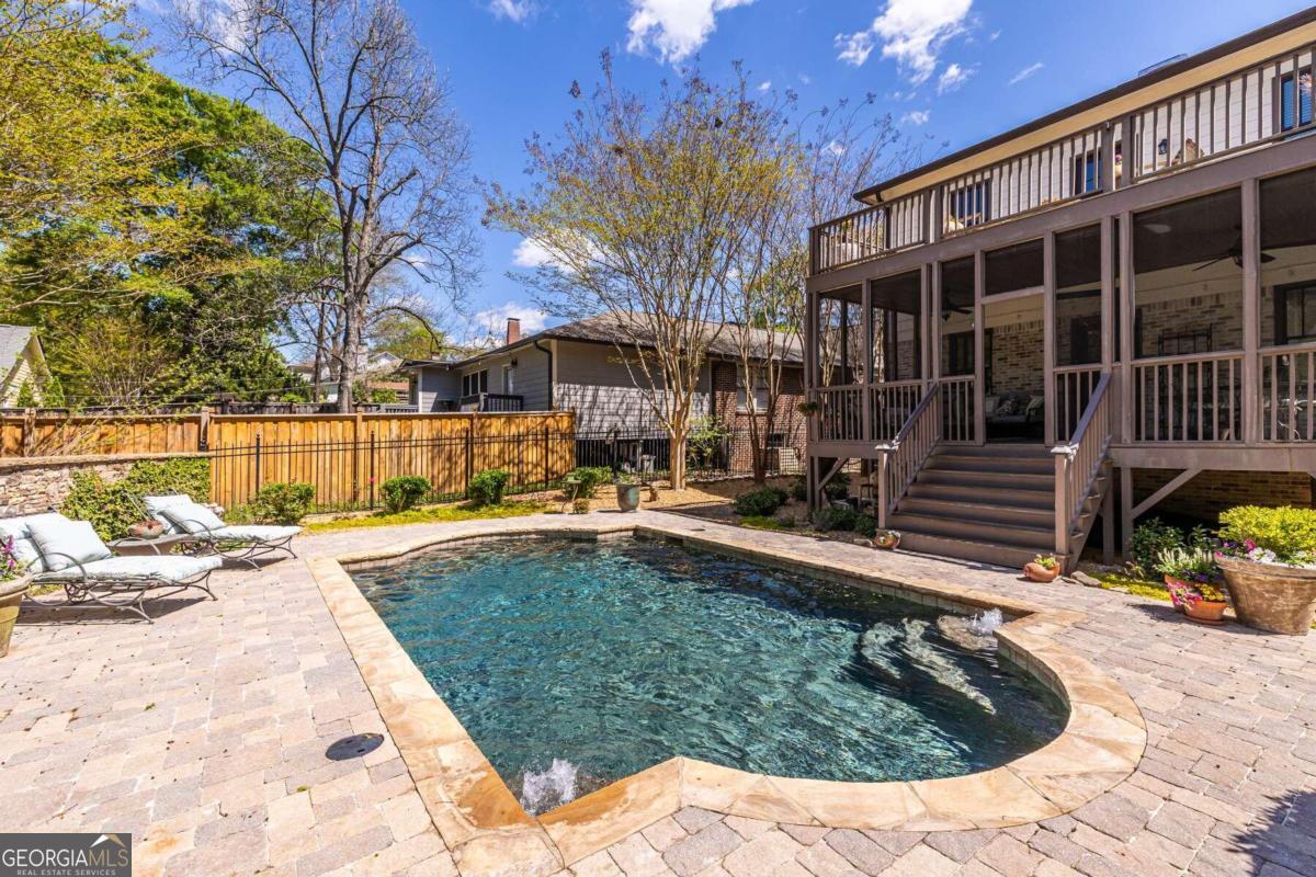 Oakhurst - Residential