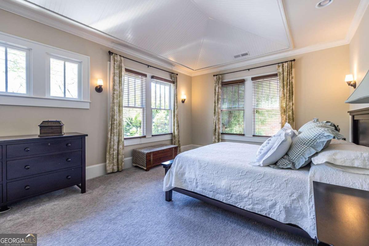Oakhurst - Residential