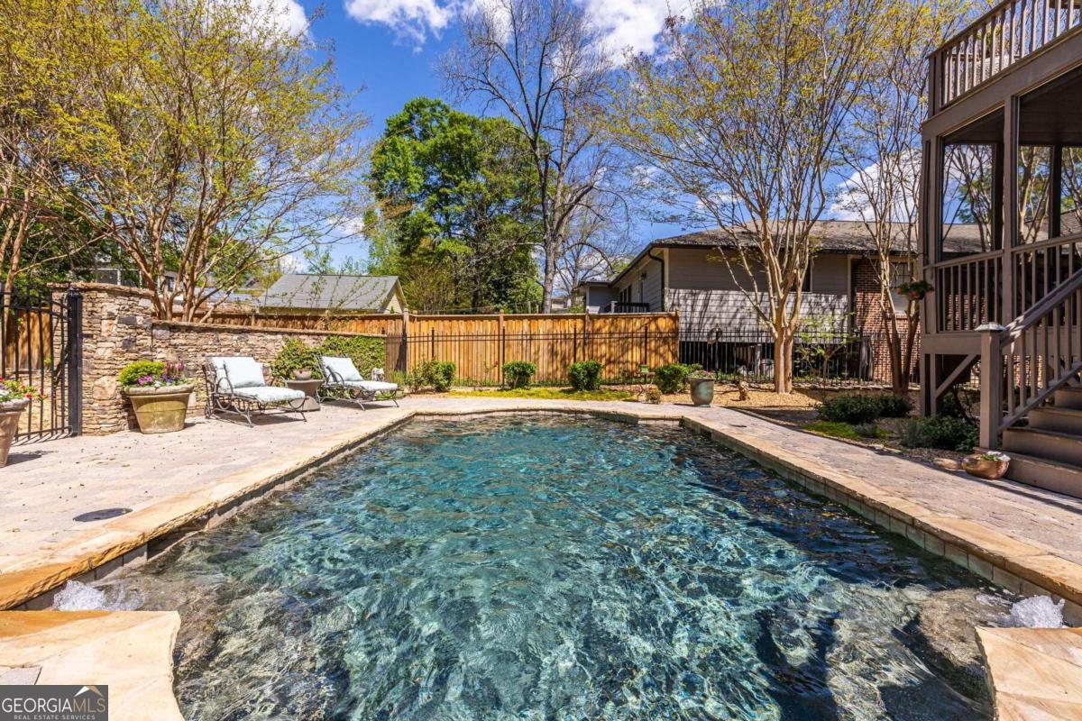 Oakhurst - Residential