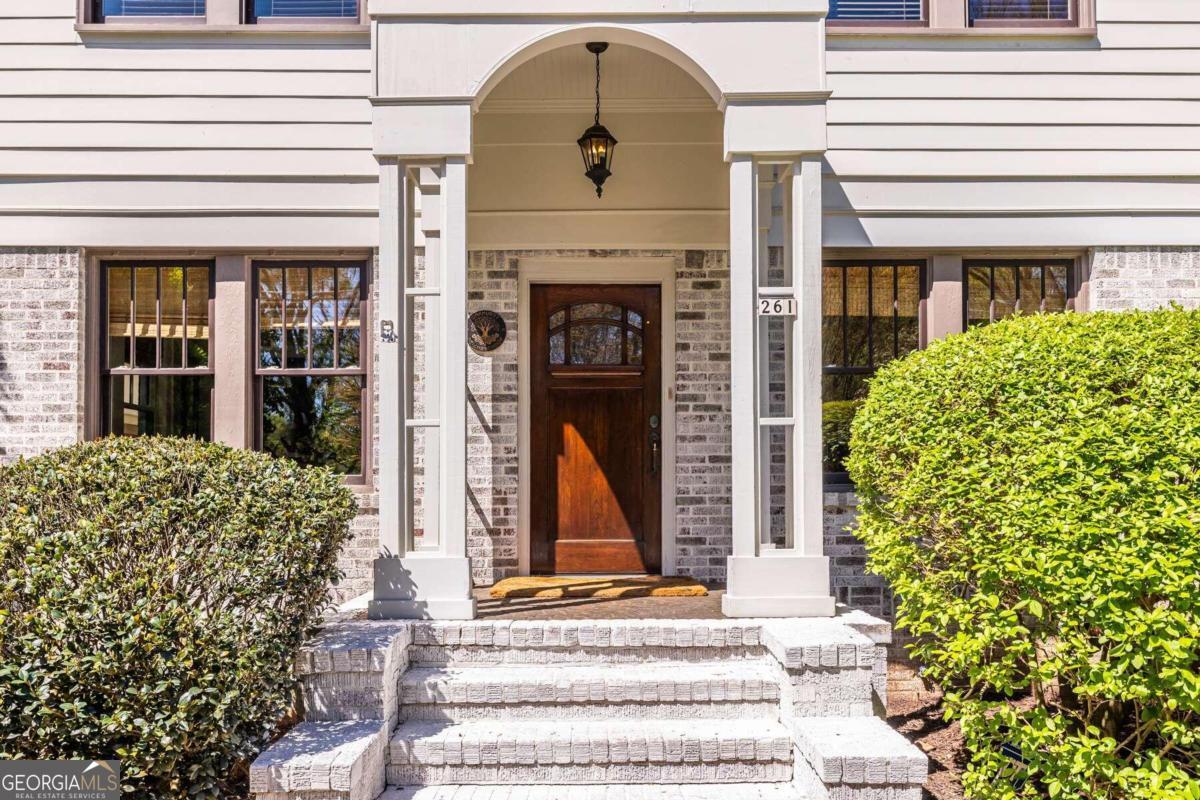 Oakhurst - Residential