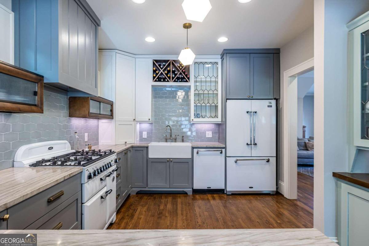 Oakhurst - Residential