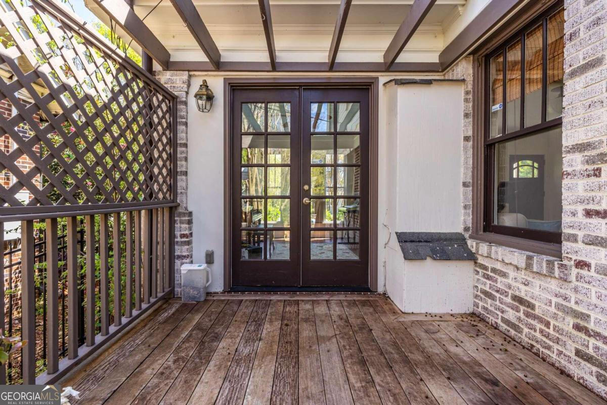 Oakhurst - Residential