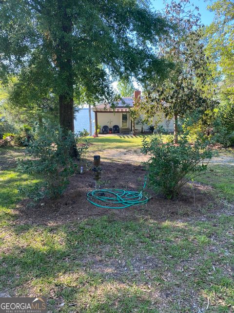 A home in Fort Gaines