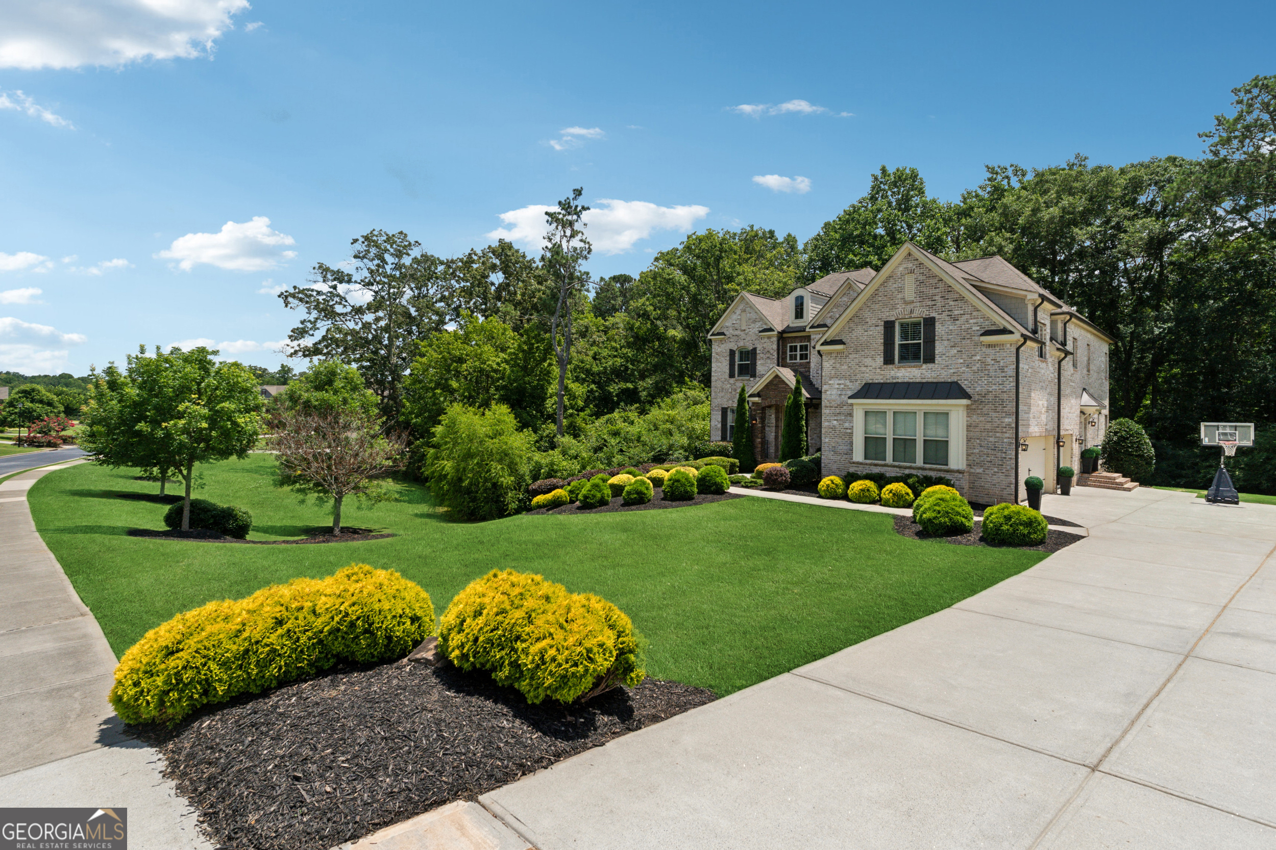 5460 Summit Oak DR